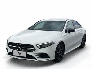 Mercedes-Benz A 200 Limousine AMG Line Auto-Abo