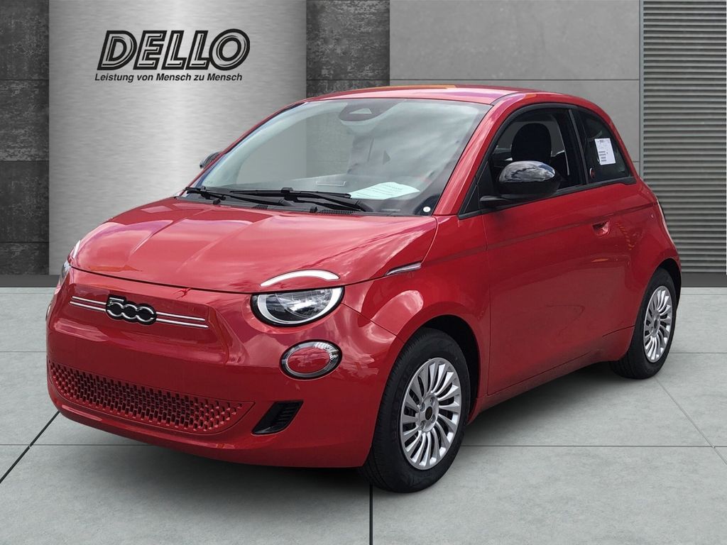 Fiat 500e RED Winteraktion Rückfahrkamera Klimaautoma Leasing