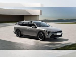 Kia K4 Kombi CORE  in Ludwigsburg bei Auto Haass