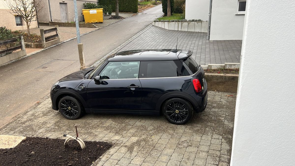 Mini Cooper SE - 2 Jahre alt Leasingübernahme