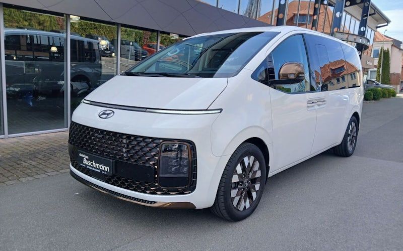 Hyundai Staria 2.2 CRDi Signature Automatik 2WD 5dr Auto kaufen