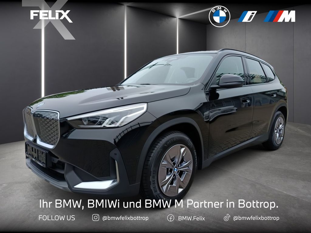 BMW iX1 xDrive30 DRIVING+PARKING-ASS.+SITZHEIZUNG+DA Leasing
