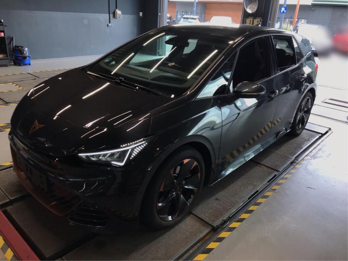 Cupra Born e-Boost electric 170kW 1-Gang-Automatik 4 Türen Leasing
