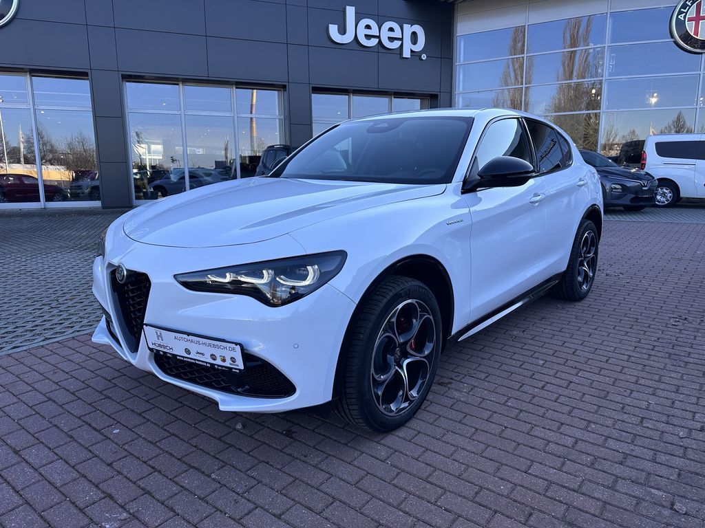 Alfa Romeo Stelvio Veloce Q4 AHK Leasing