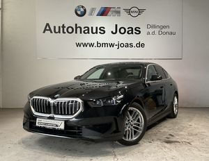 BMW 550e xDrive Autobahnassistent, Fahrwerk Professi