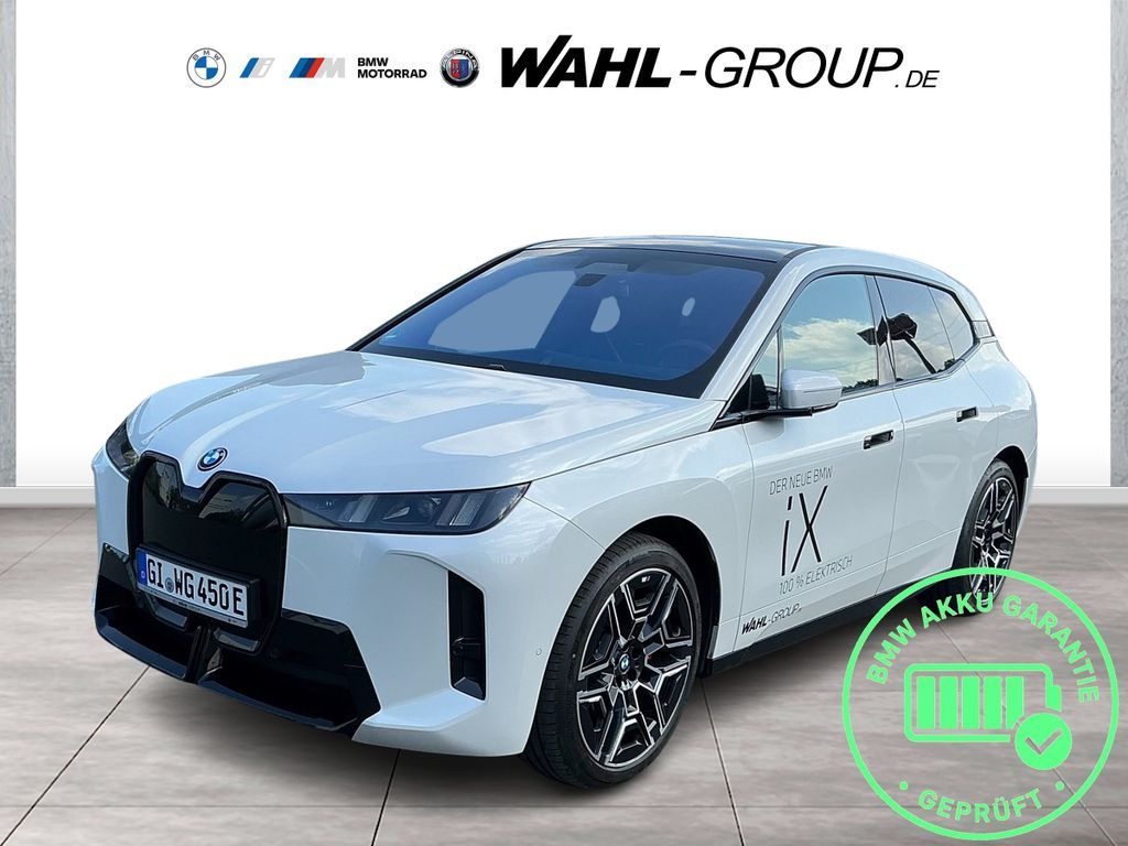 BMW iX xDrive45 M Sport Pro AHK Panorama IconicGlow Leasing