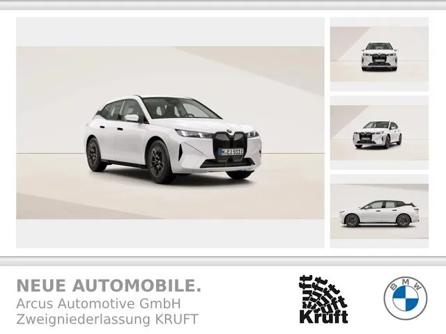 BMW iX xDrive45 1 x VERFÜGBAR 0,99% ZINS+20"LM+NAVI+