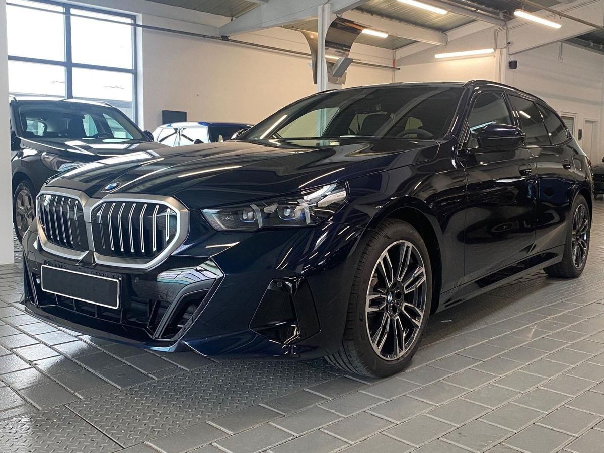 BMW 520 d xDrive Touring LAGERABVERKAUF inkl. 18 Zoll Winterkomplettradsatz! Leasing