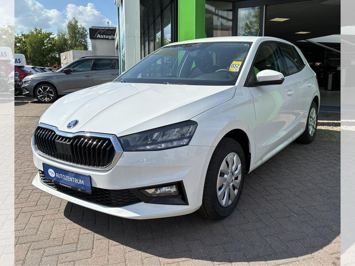 Skoda Fabia Selection 1,0 MPI 59 kW 5-Gang-Schaltgetriebe**Sonderleasing**AKTION** Leasing