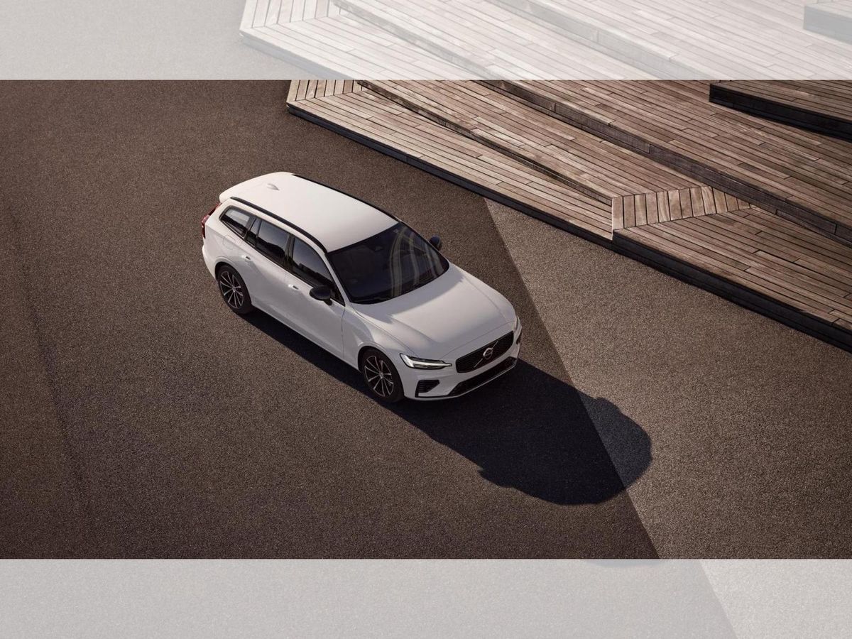 Volvo V60 T6 AWD Plug-in Hybrid Plus Dark Auto Leasing