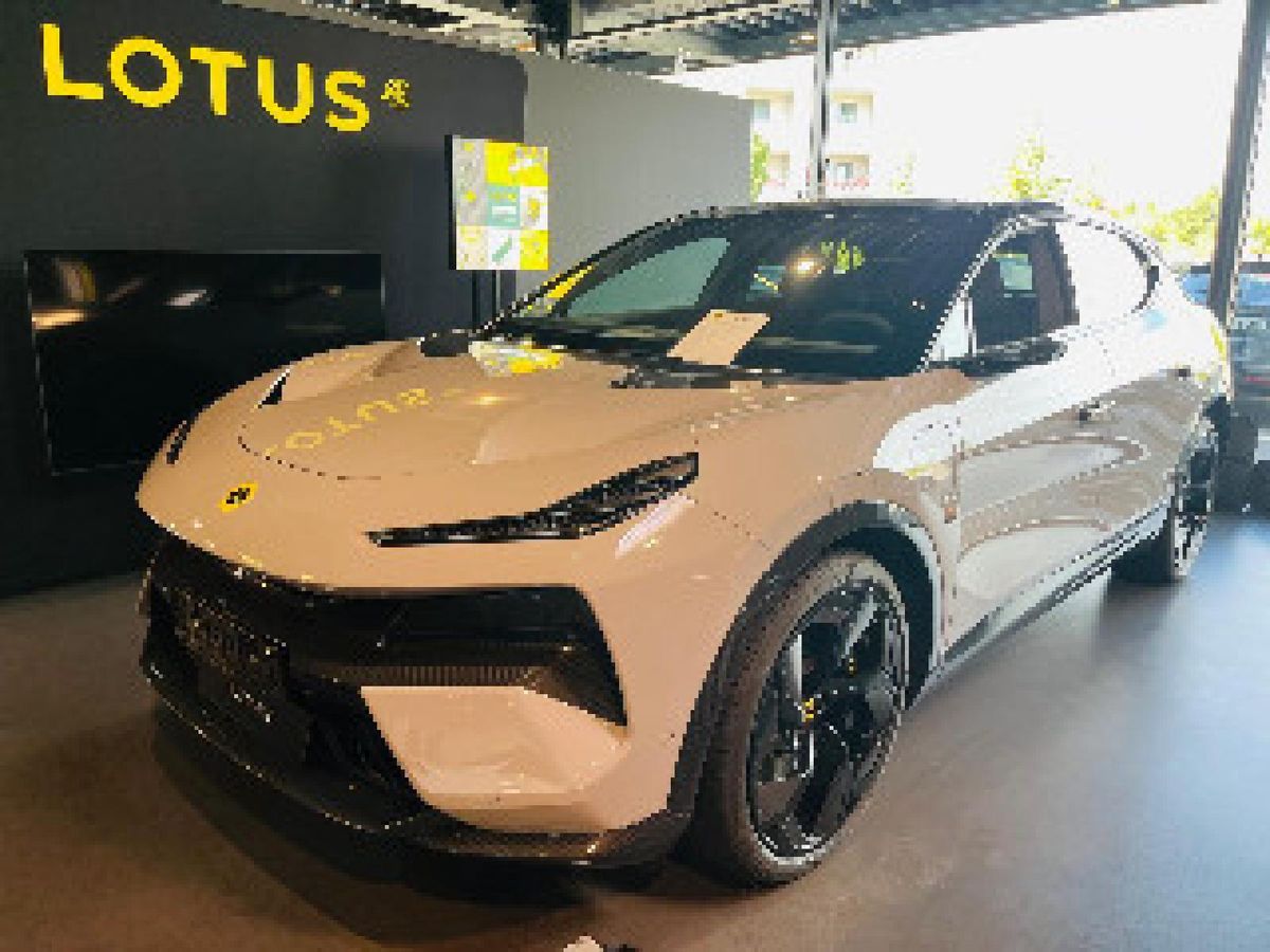 Lotus Eletre EDS 675 R Leasing