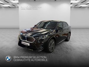 BMW iX2 xDrive30 M Sport AHK Driv.Assist.Prof LED
