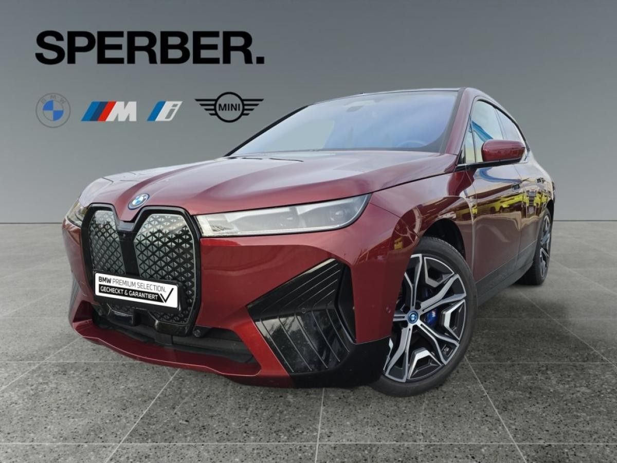 BMW ix M60 Multisitze*Sitzbelüftung*Sky Lounge*Luftfederung*uvm. Leasing