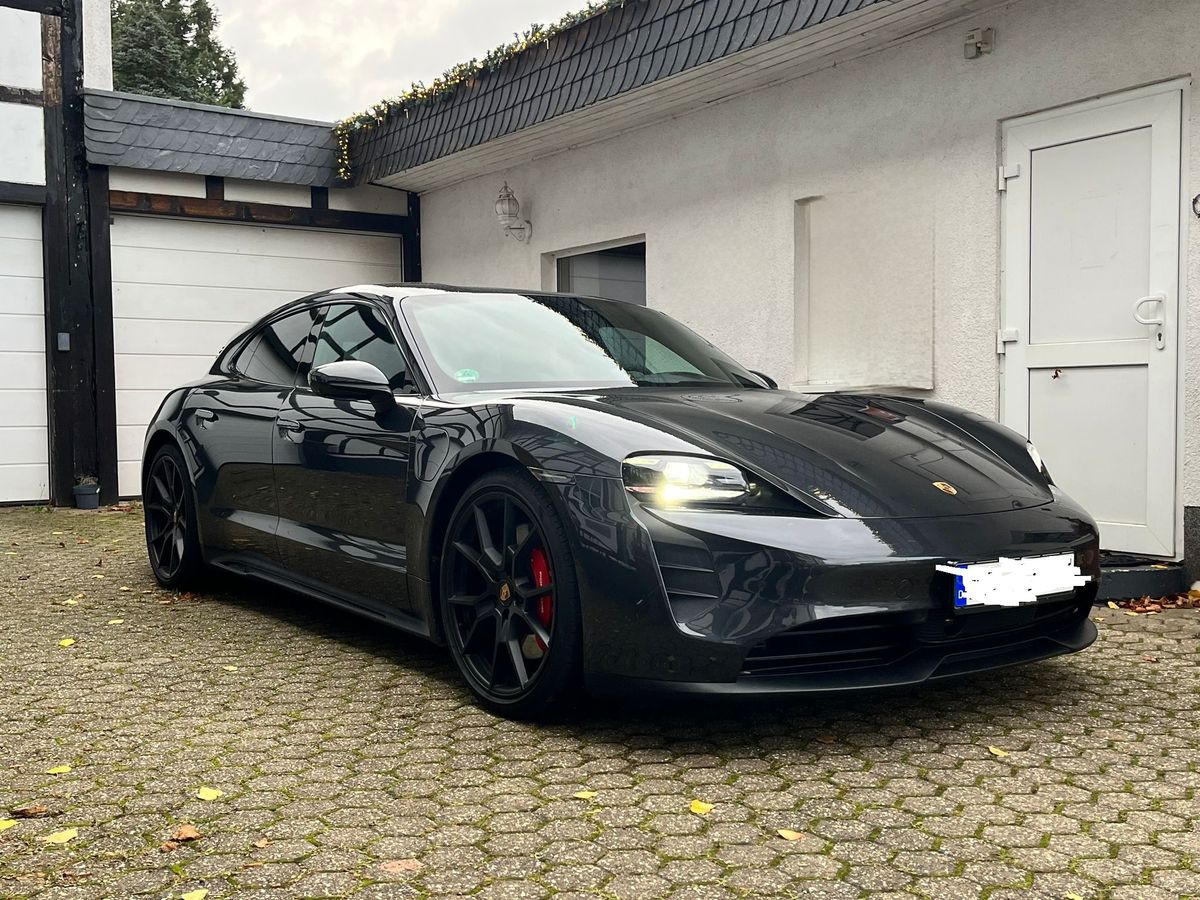 Taycan GT5 Sport Turismo Leasingübernahme