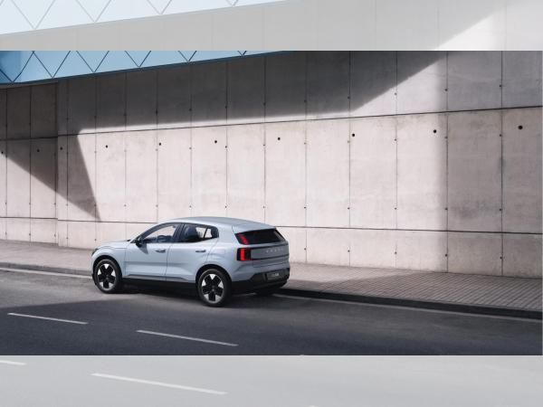 Volvo EX30 P5 Core/ Konfigurierbares Bestellfahrzeug/ 0,25% Markötter Gütersloh Leasing
