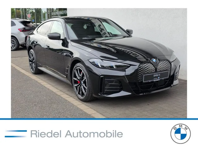 BMW i4 eDrive40 M SportpaketPro AHK h/K