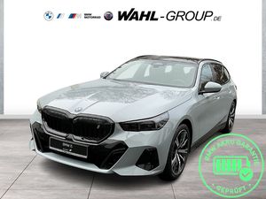 BMW i5 eDrive40 Touring M Sport Panorama AHK Innovat