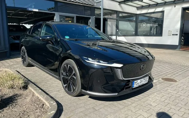 Mazda Mazda6e EV Elektro Heckantrieb Takumi 5dr