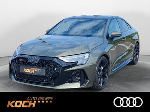 Audi RS 3 Limousine 294 kW TFSI quattro *Oakgrün Met.