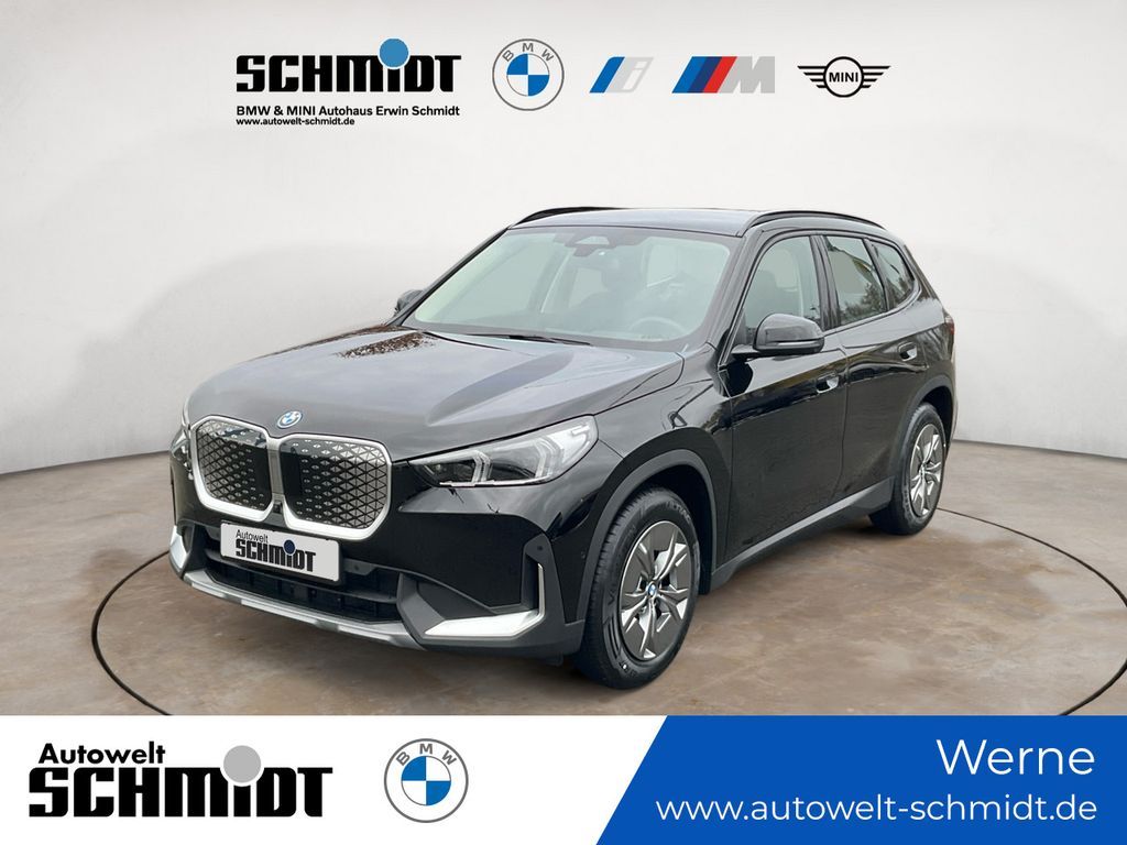 BMW iX1 xDrive30 ELEKTRO  UPE 62.140 EUR Leasing