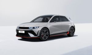 Hyundai IONIQ 5 N 84kWh 609PS 4WD Sitz-Paket PANO