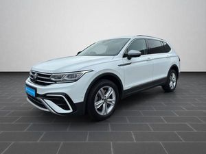 Volkswagen Tiguan Allspace Elegance 2.0 TDI IQ.LIGHT LED-MATRIX NAVI EINPARKHILFE