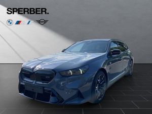 BMW M5 Tour.Comfort Pkt.,Panorama,AHK,Sitzbelüft.,M Comp.-Bremse,uvm. Leasing