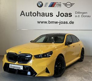 BMW M5 Limousine |Sitzbelüftung vorn |M Carbon-Keram