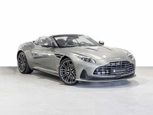 Aston Martin DB12 Volante