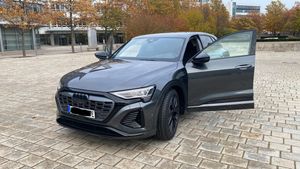 Audi Q8 S Line 55 e-tron quattro 300 KW Leasingübernahme