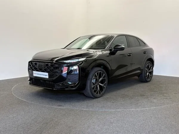 Audi Q3 Sportback E-Hybrid, S-line, Schiebedach, Head-Up, AHK, Tech Plus, Exterieur schwarz