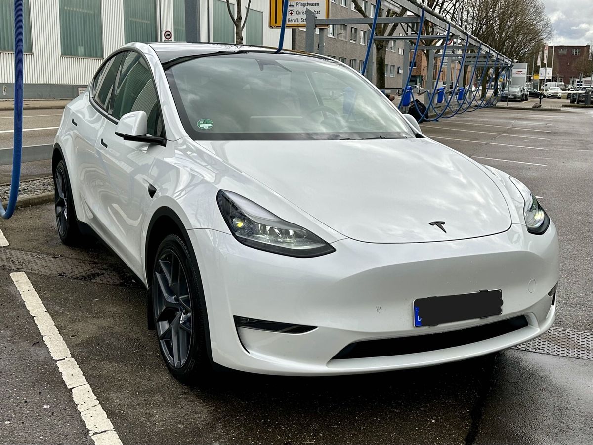 Tesla Model Y Allrad Long Range Leasingübernahme