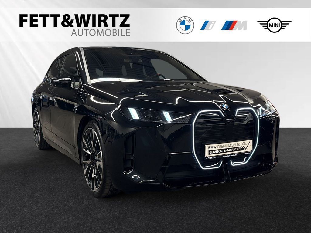 BMW iX M70 LR 1.028,- br.o.Anz. 42Mon./10' Km p.A. Leasing