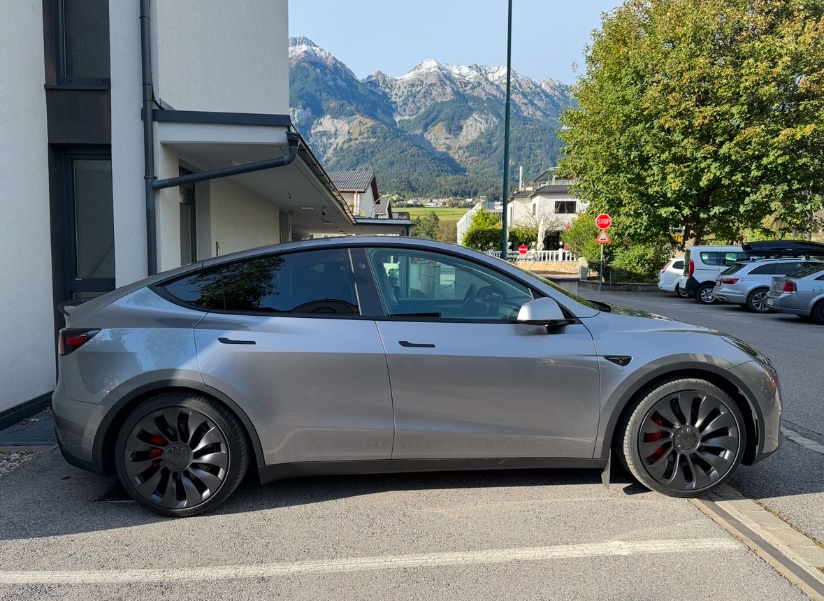 Tesla Model Y Performance 1,49% Leasingübernahme