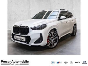 BMW X1 xDrive23i M Sport HUD PANO ACC RFK NAVI LED