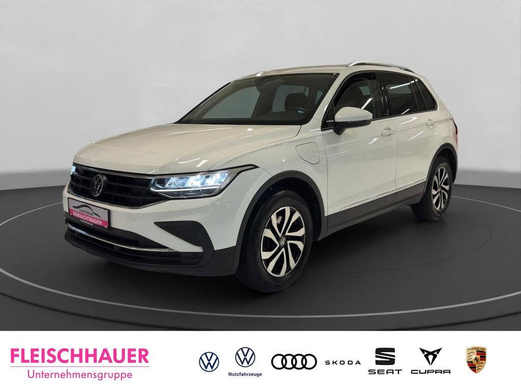 Volkswagen Tiguan Active 1.4 TSI eHybrid LED+ACC+App-connec Leasing