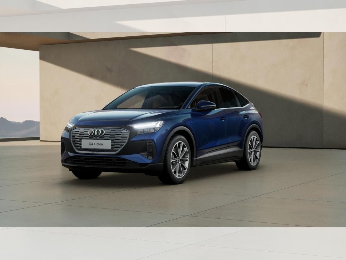 Audi Q4 e-tron Sportback 35, AHK, Matrix-LED, 20 Zoll, 8-Fach bereift Leasing