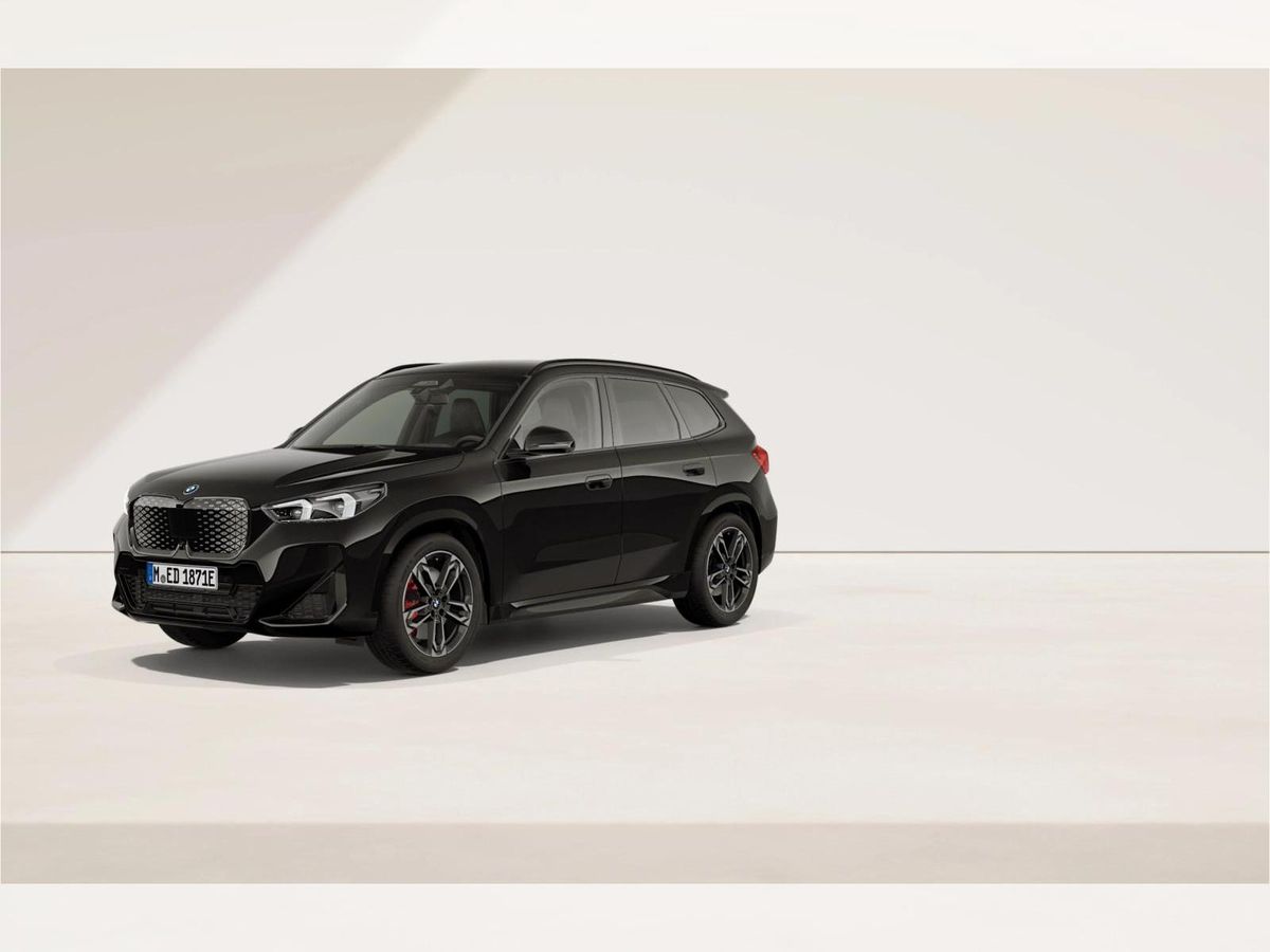 BMW iX1 xDrive30 M Sport Pro⚡|UPE 73.450€|0,25% DWbst|Sofort verfügbar Leasing