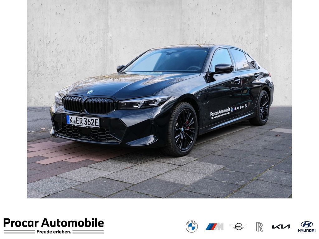 BMW 330e xDrive M Sport ACC RFK NAVI LED PDC V+H LM Leasing