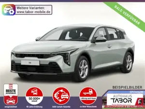 Kia K4 MT SHZ ACC Nav LED Kam Keyl 2xPDC LM16 CarPl