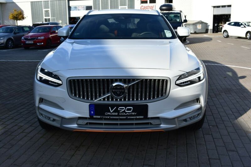 Volvo V90 Cross Country B4 Mild-Hybrid Diesel AWD Cross Country Pro Auto-Abo