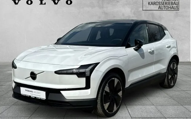 Volvo Ex30 Twin Motor Performance AWD Plus 5dr