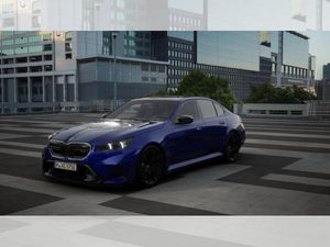 BMW M5 Lim*0,5% Versteuerung*Vorführwagen*Verfügbar ab März/2026* Leasing