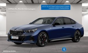 BMW i5 M60 xDrive Limousine*MSport*AHK*Panorama*Sitz