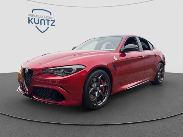Alfa Romeo Giulia Quadrifoglio 2.9 V6 CARBON AKRAPOVIC Leasing
