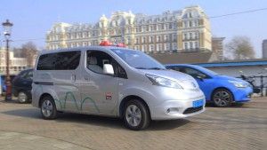 Elektroauto Nissan e-NV200 und Leaf. Bildquelle: Nissan