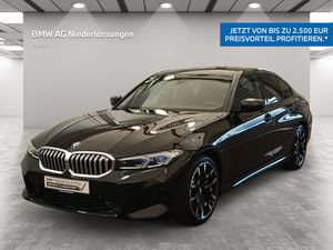 BMW 330i xDrive Lim. M Sport Leder LiCoPr Akt.Geschw