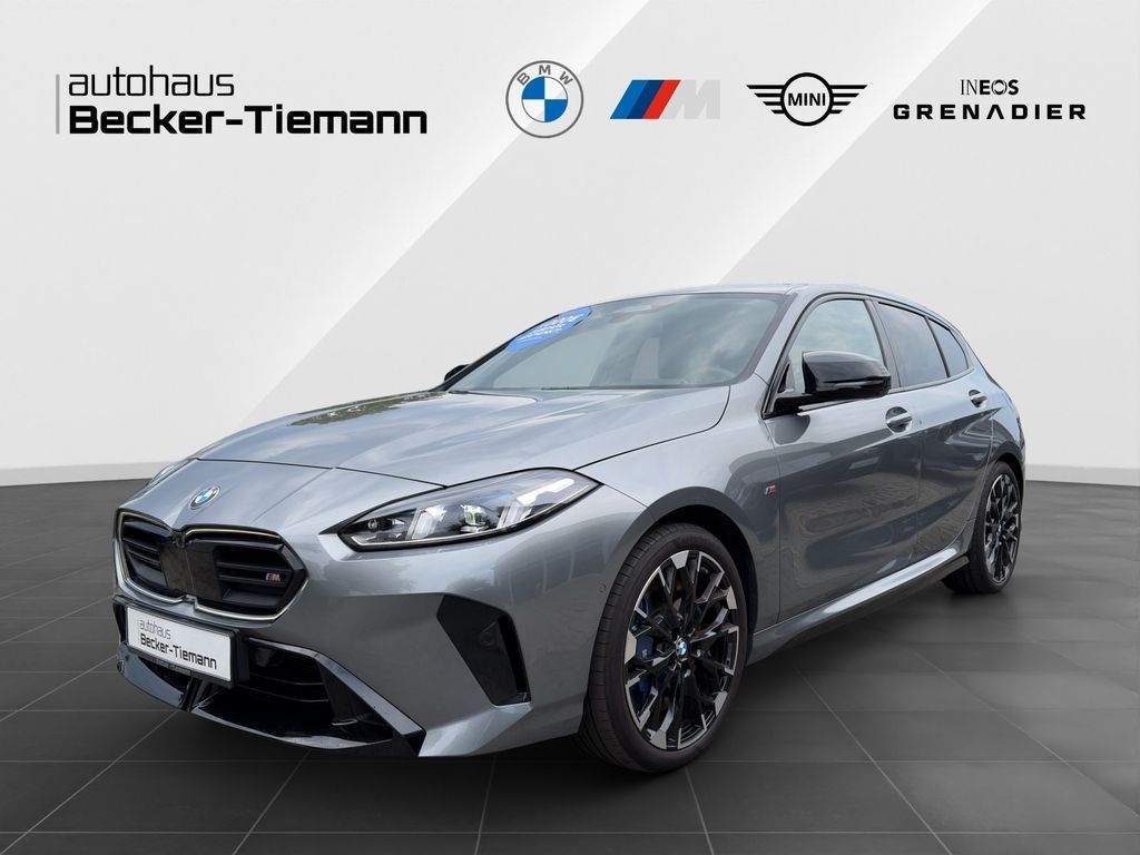 BMW M135 xDrive M-Sport Head-Up DrivAssProf. ParkAss Leasing
