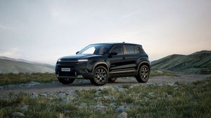 Jeep Avenger AltitudeMJ27 1.2 GSE /Navi/ACC/180°