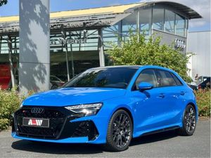 Audi RS3 SPORTBACK EXCLUSIVE 280 SCHALENSITZ PANO HuD MATRIX